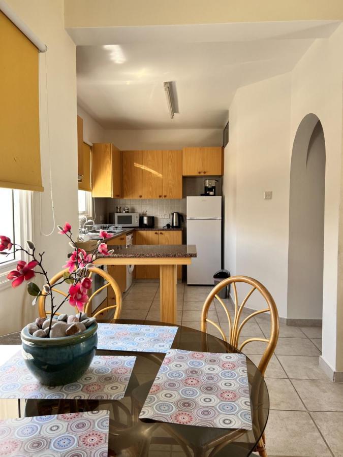 Sirena Kings Apartment Paphos Exterior photo