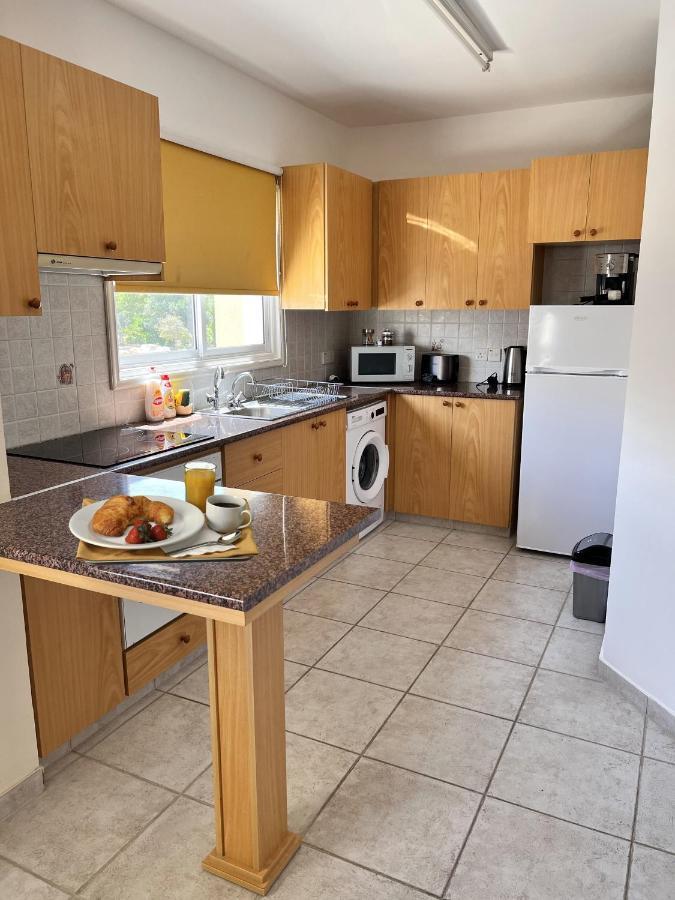 Sirena Kings Apartment Paphos Exterior photo
